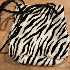 Nine West Women’s Animal Print Zebra Black White leather handbag purse mobwife